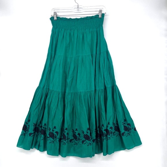 Old Navy Boho Ruffled Aline Smocked Waist Embroidered Floral Hem Skirt Size SM - Picture 2 of 9